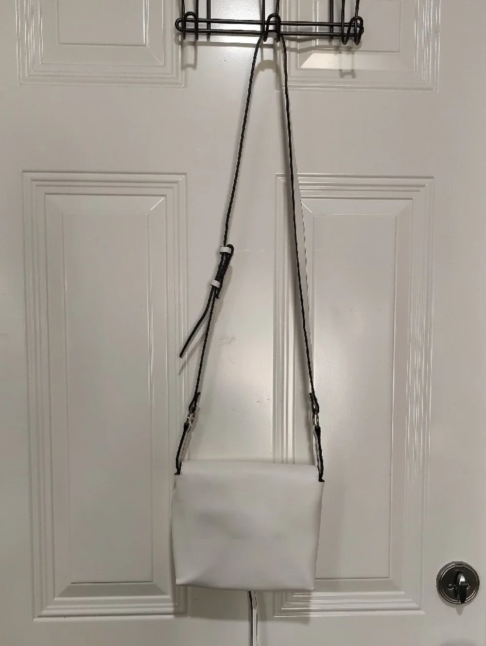 Tory Burch White Leather Crossbody with Logo Medallion